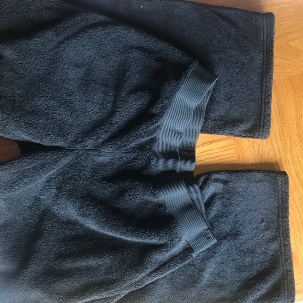 North Face Women’s Fleece Sweat Pants